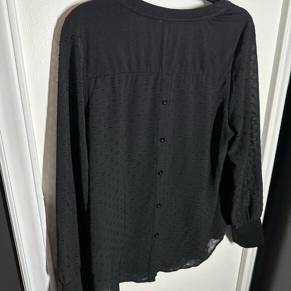 Skies are Blue Women's Black Swiss Dot Back Button Up Blouse Size Medium - Picture 5 of 9